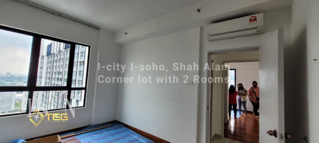 I-Soho I-City Studio Apartment Corner with Rooms - photo 3