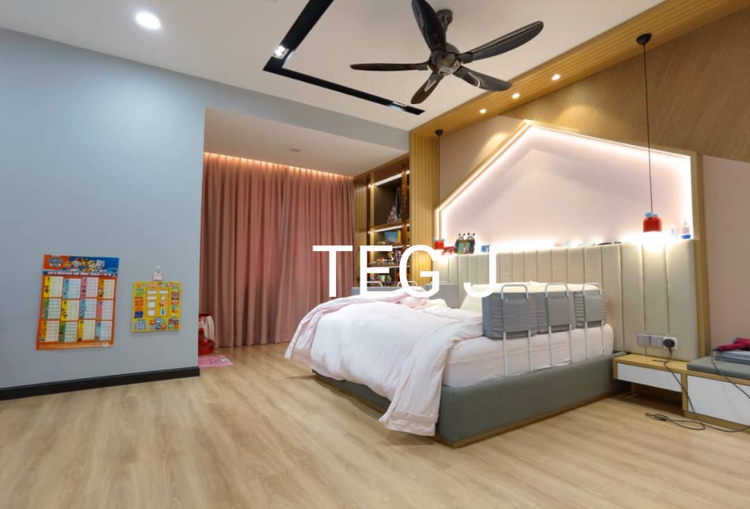 Setia Utama Triple Sty Corner Fully Renovated - photo 4