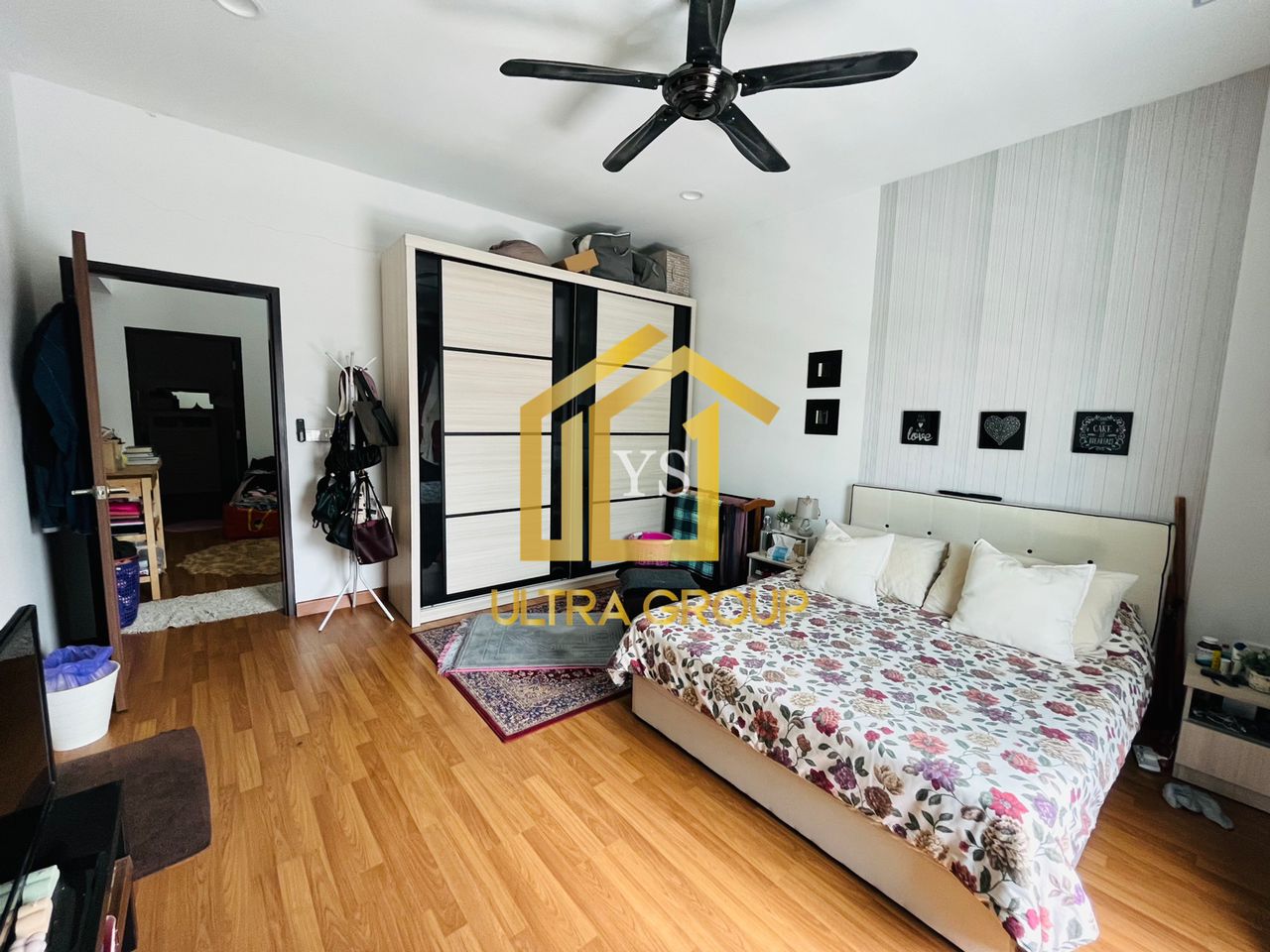 2 Storey Renovated,Bandar Bukit Raja 20x70sf - photo 2