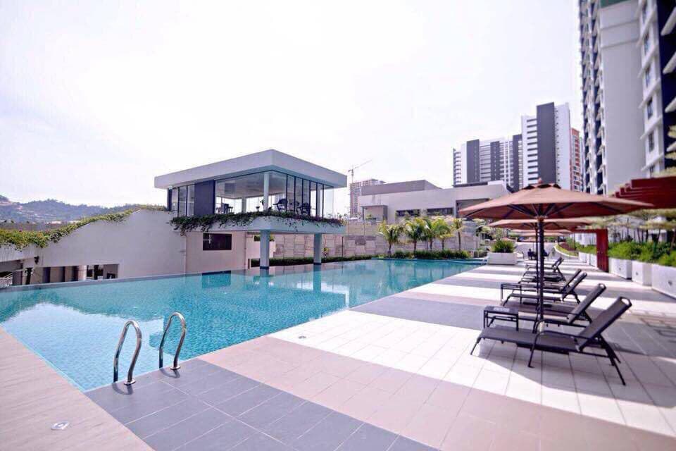 Ivory Residence at M ...