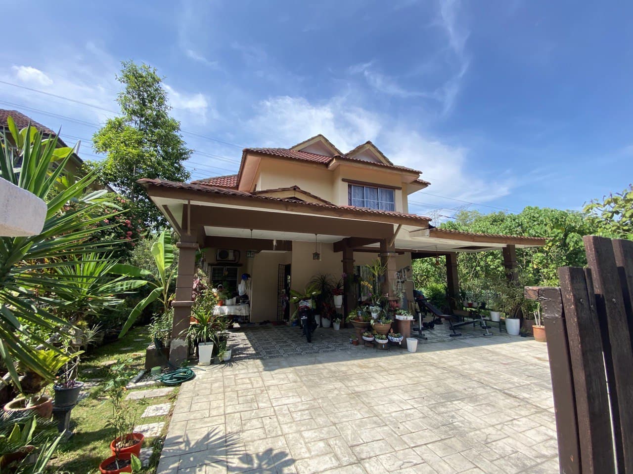 Bungalow, Sungai Bul ...