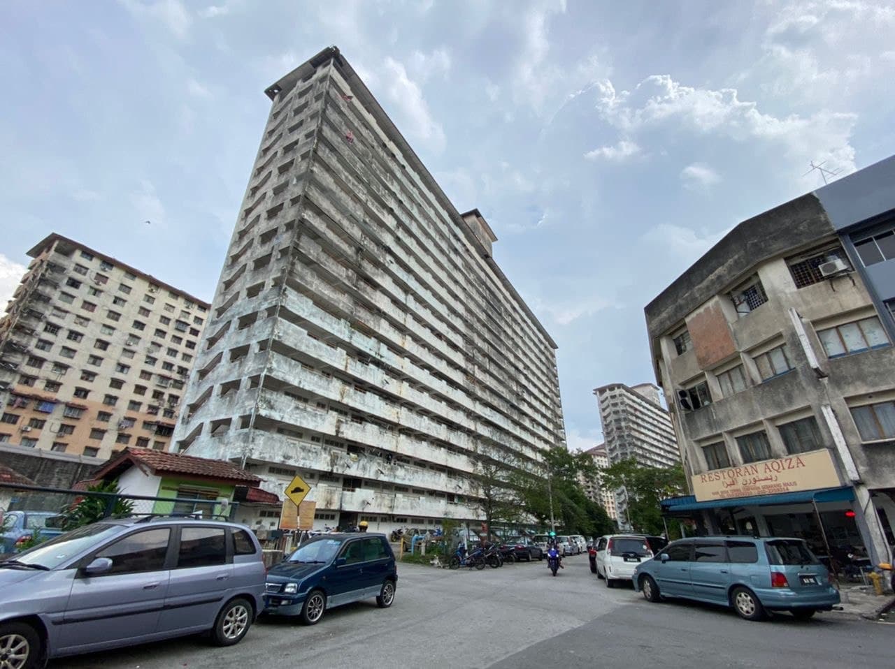 Apartment Taman Caha ...