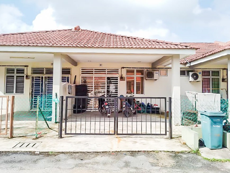 TERES SETINGKAT BUKIT RANGIN PERDANA 1, KUANTAN - photo 1