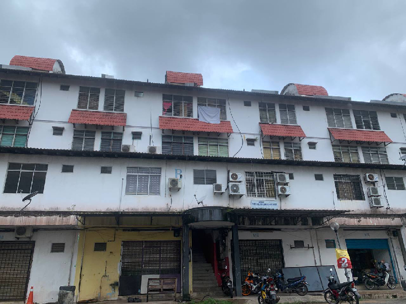 APARTMENT LEVEL 2 MEDAN WARISAN KUANTAN - photo 2