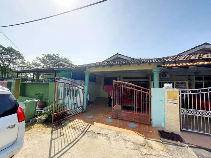 TERES SETINGKAT BUKIT SETONGKOL JAYA KUANTAN