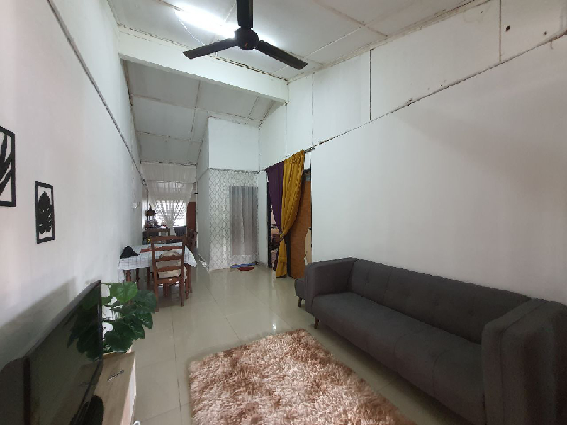 TERES SETINGKAT TAMAN TAS BATU 8 KUANTAN - photo 4