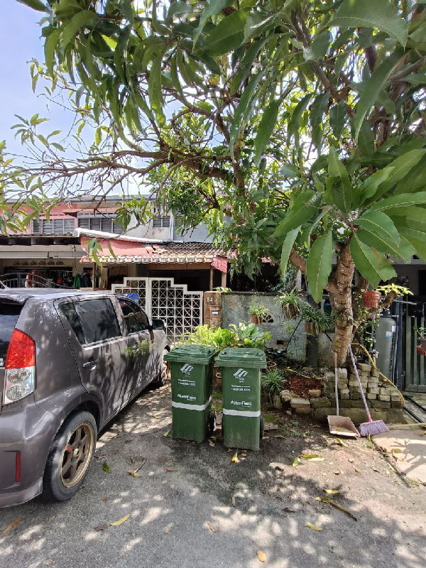 TERES 2 TINGKAT BUKIT SETONGKOL TAMAN CENDERAWASIH KUANTAN - photo 1