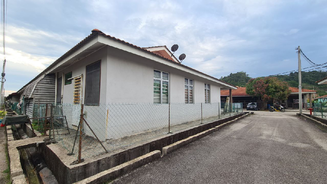 TERES 1 TINGKAT END LOT BUKIT RANGIN PERDANA 2, KUANTAN - photo 6