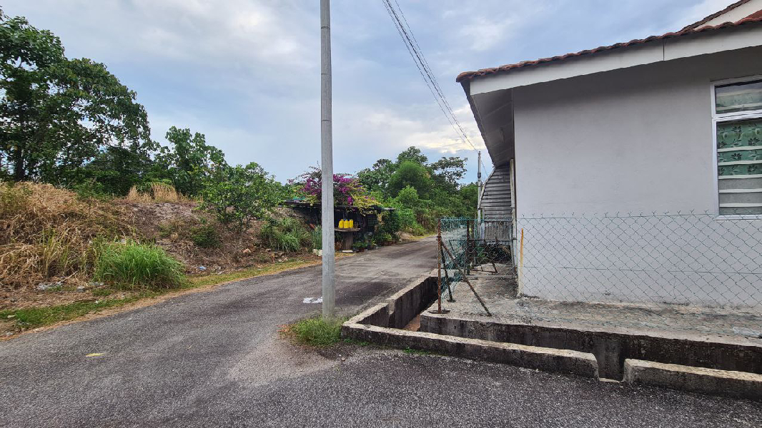 TERES 1 TINGKAT END LOT BUKIT RANGIN PERDANA 2, KUANTAN - photo 8