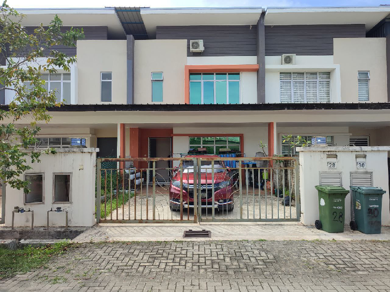 DOUBLE STOREY TERRACE LAKESIDE KOTASAS, KUANTAN