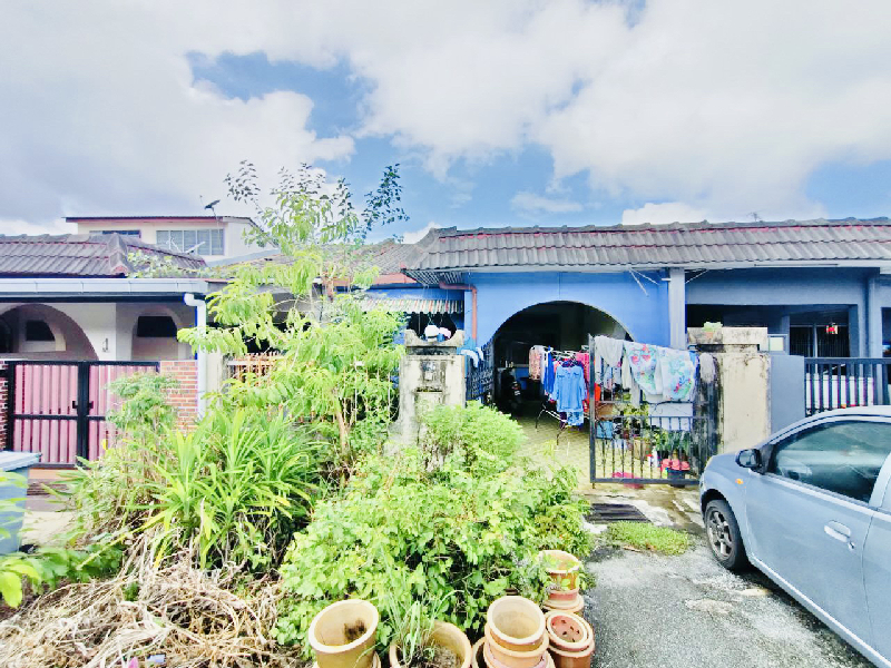 TERES SETINGKAT TAMAN LKNP, BUKIT SETONGKOL, KUANTAN