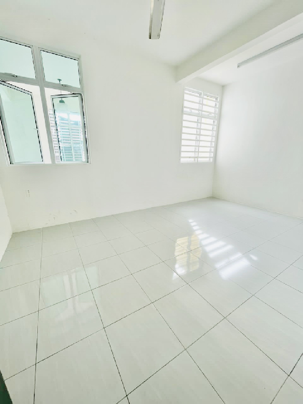 TERES 2 TINGKAT BANDAR KUANTAN PUTRI, KUANTAN - photo 10