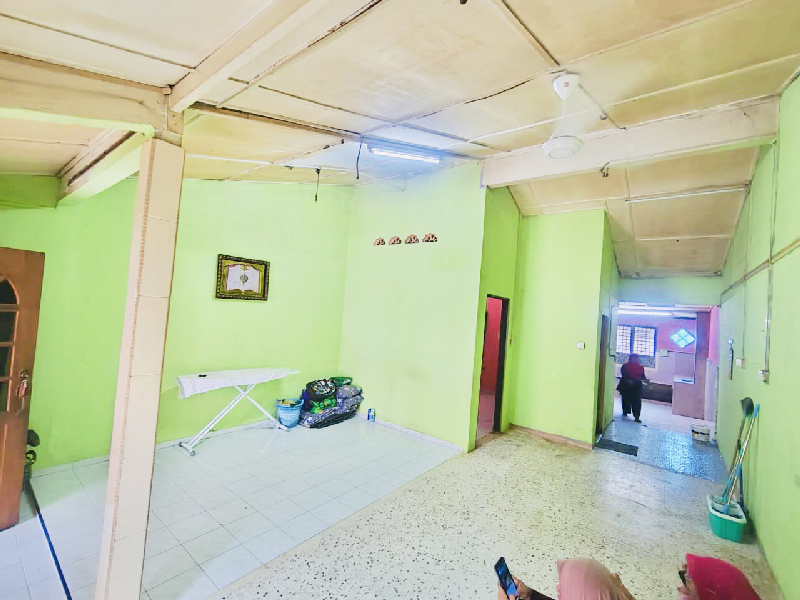 TERES SETINGKAT TAMAN TAS, KUANTAN - photo 4