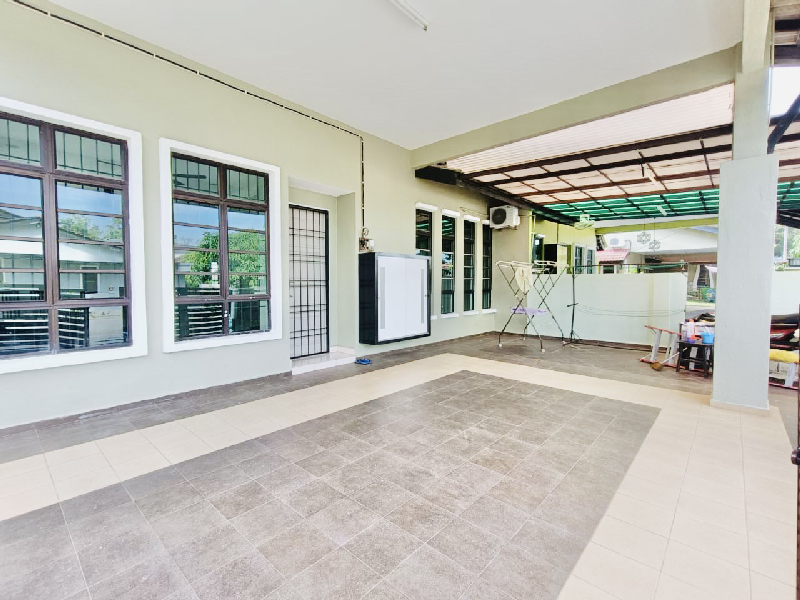 RUMAH SEMI-D SETINGKAT ASTANA PERMAI INDERA MAHKOTA 12, KUANTAN - photo 3