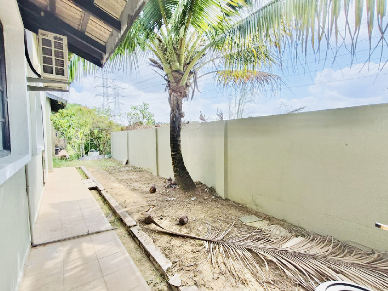 RUMAH SEMI-D SETINGKAT ASTANA PERMAI INDERA MAHKOTA 12, KUANTAN - photo 4