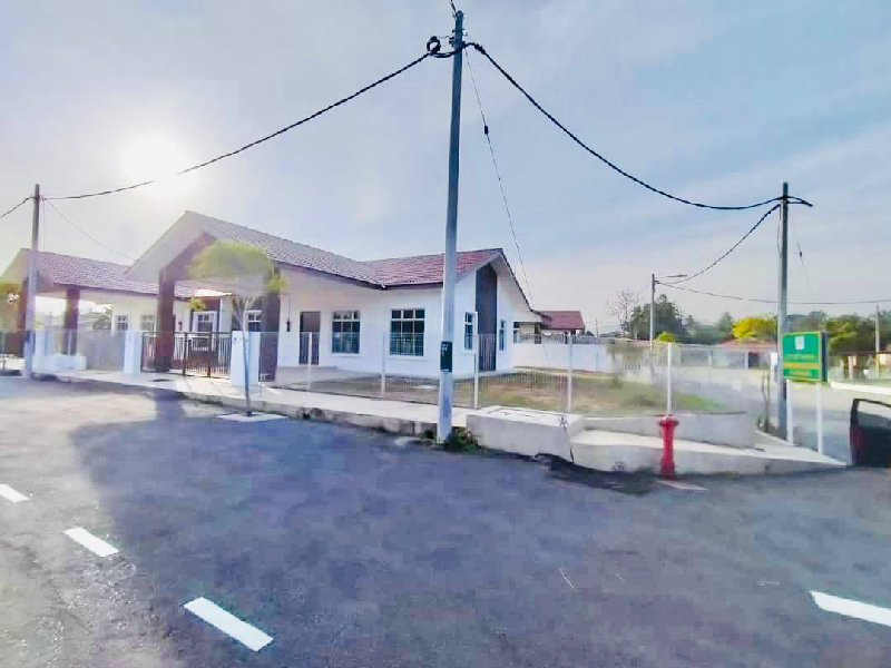 CORNER LOT SEMI-D SETINGKAT KG ALOR LADANG, BESERAH, KUANTAN