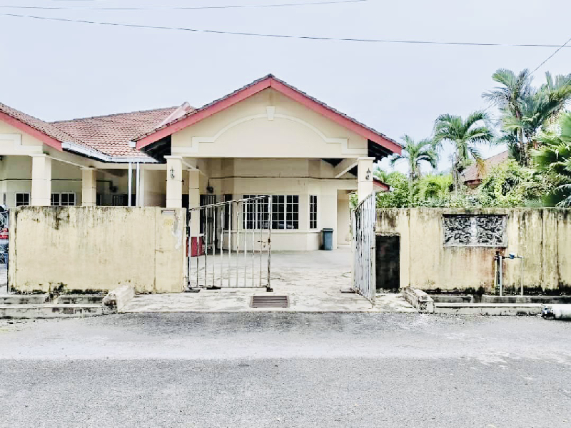 SEMI-D SETINGKAT TAMAN GURU, KUANTAN