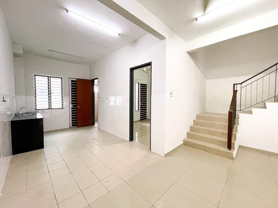 Taman Kajang East - photo 5