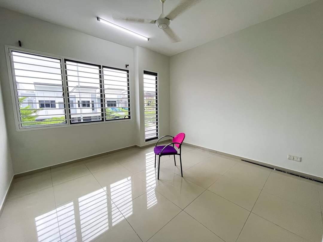 Taman Kajang East - photo 11