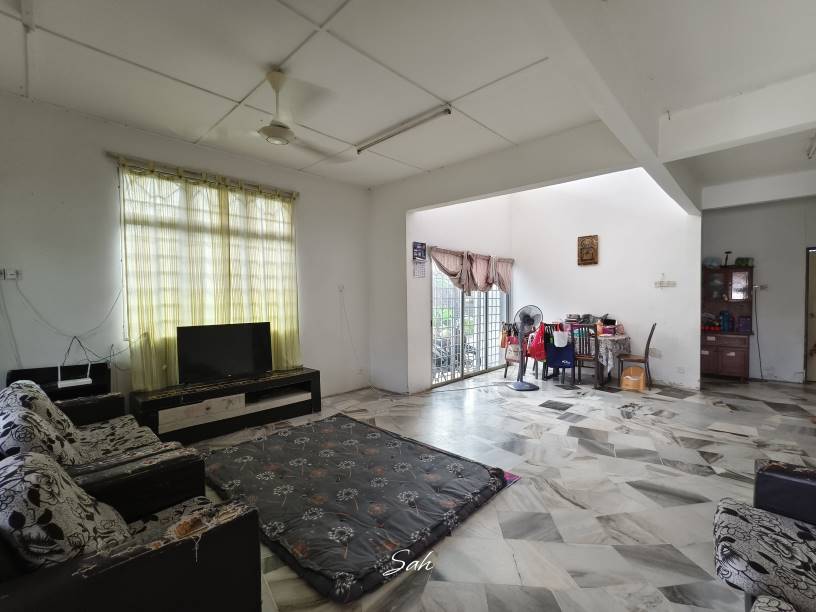 Taman Pelangi Semenyih - photo 11