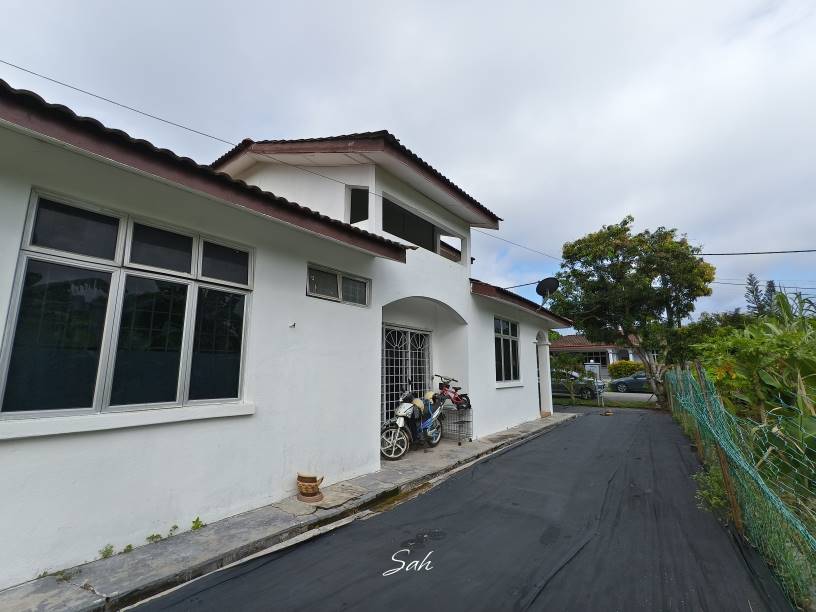 Taman Pelangi Semenyih - photo 12