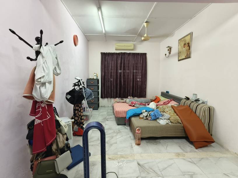Taman Seri Emas Kajang - photo 6