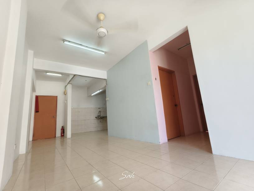 IMPIAN SENTOSA APARTMENT - photo 2