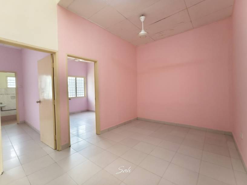 Taman Pelangi Semenyih - photo 11