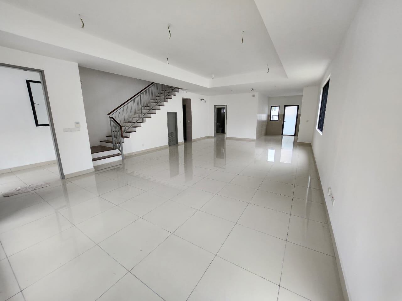 Tropicana Heights - photo 2