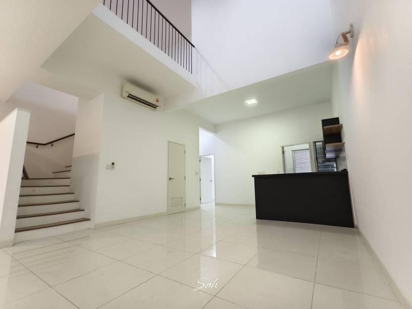 Parkfield Residences - photo 2