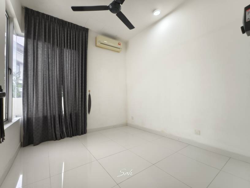 TROPICANA HEIGHTS - photo 8