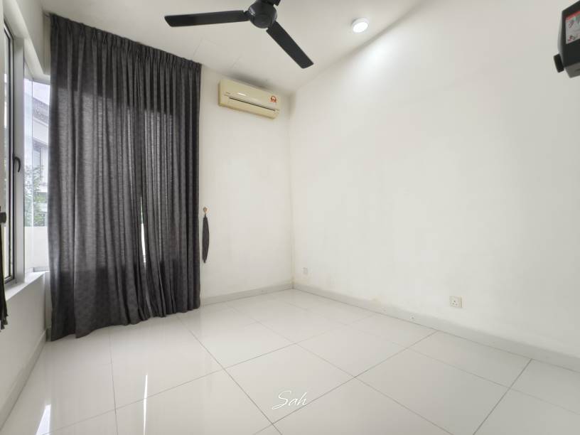 PARKFIELD RESIDENCES - photo 7