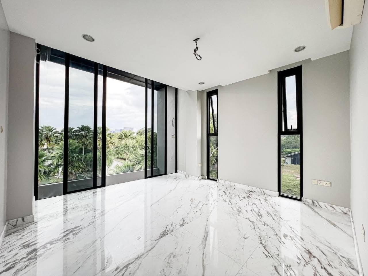 Perdana Lakeview East - photo 10
