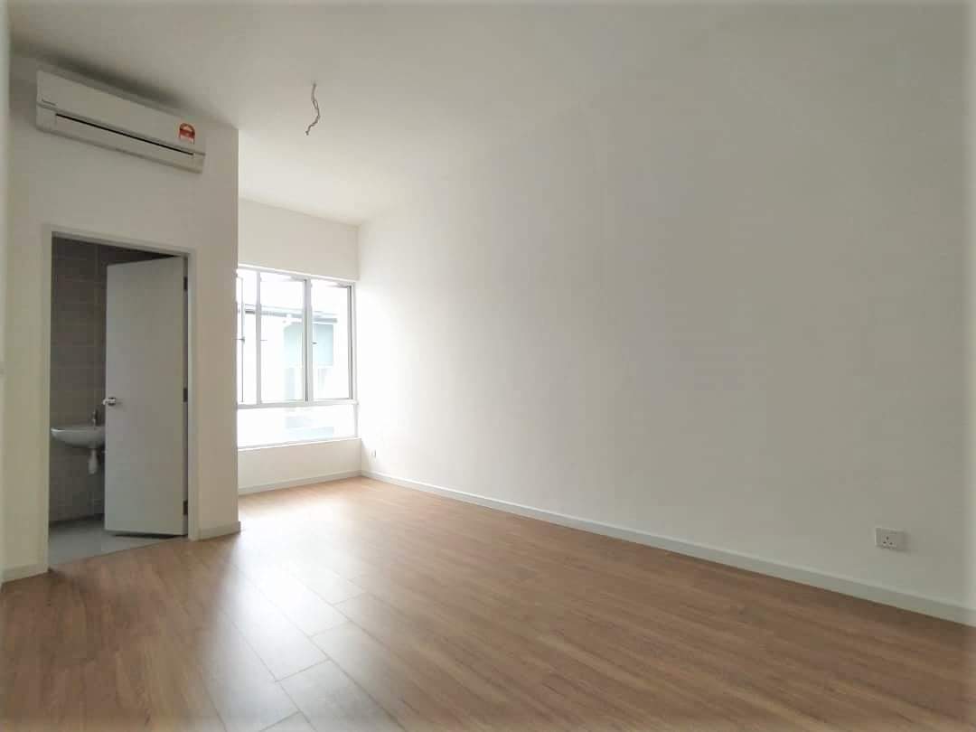 TROPICANA HEIGHTS - photo 8