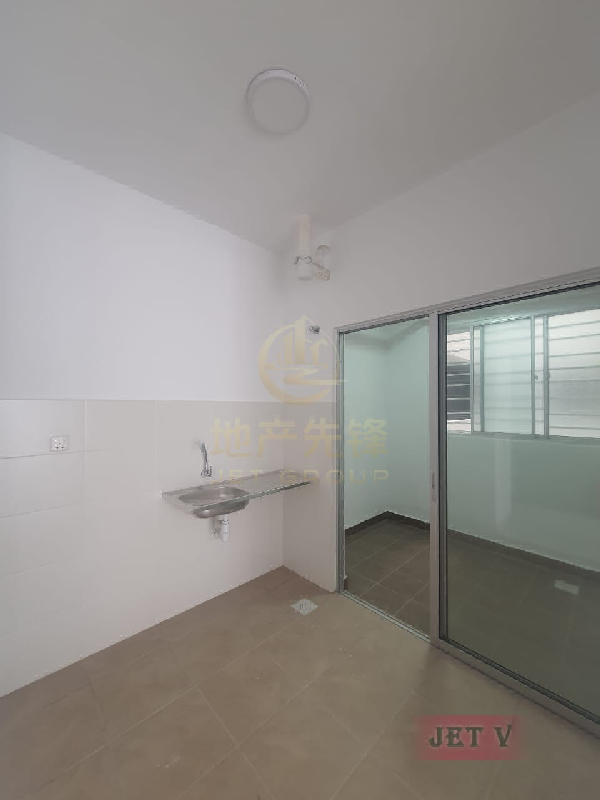 Bandar Parklands Apartment For Rent - photo 8