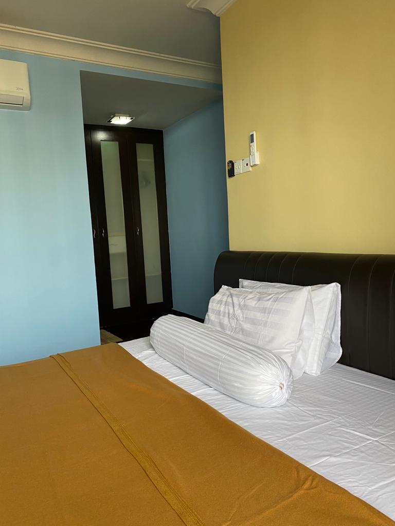 NEARBY MRT POOL VIEW Casa Tropicana Condo - photo 6