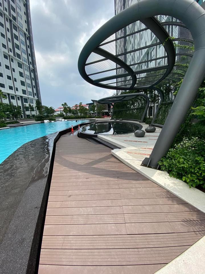 BARE NEW UNIT FREEHOLD M Centura Condo - photo 7