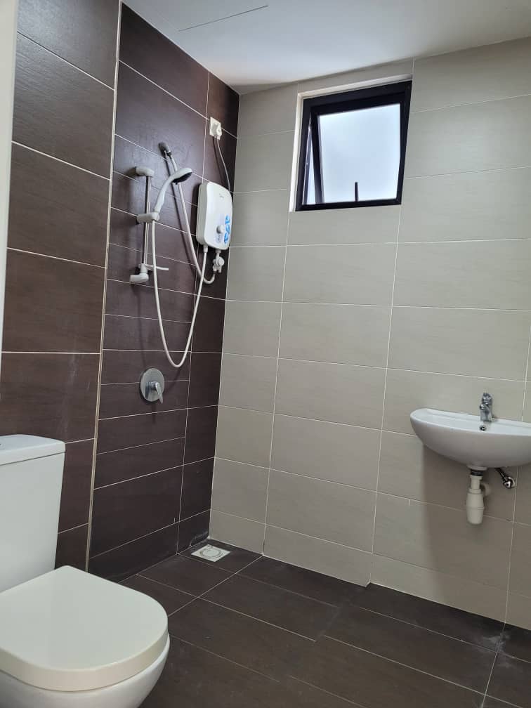 NICE FREEHOLD Green Park Residence Condo FOR SAL - photo 6
