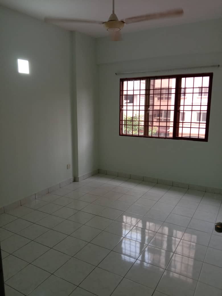 MURAH LOW FLOOR Pelangi Damansara Condo - photo 8