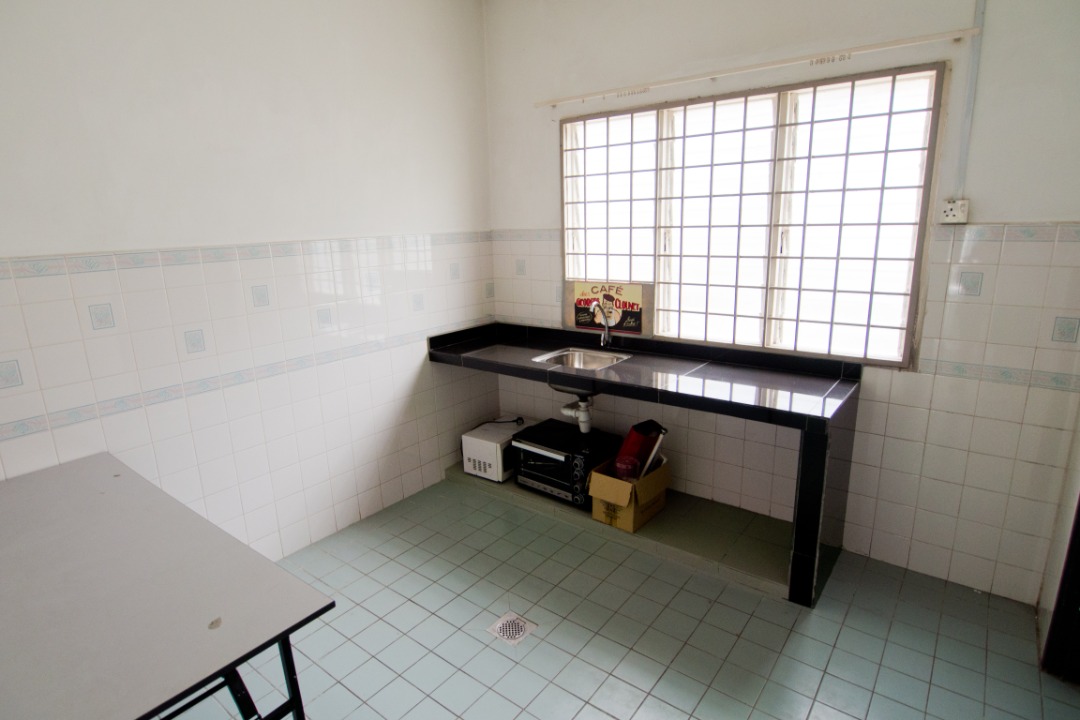 DOUBLE STOREY BANDAR KINRARA, BK4 - photo 3