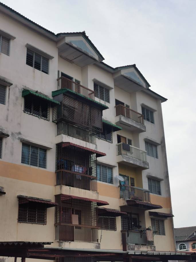 APARTMENT IN SEMENYIH FOR SALE - LOW INSTALLMENT