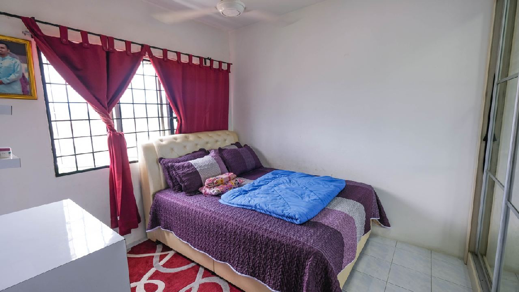 LAKSAMANA PURI CONDOMINIUM  - photo 11