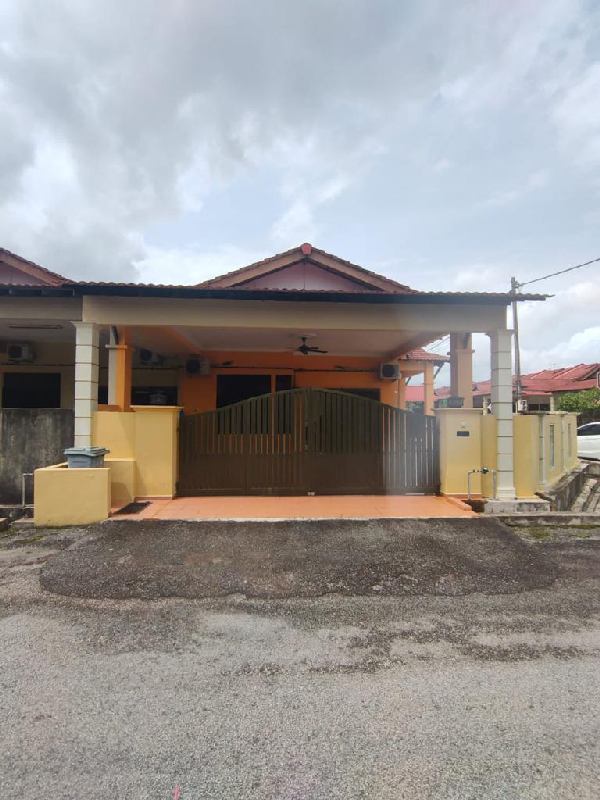 (RUMAH CANTIK) TERES SETINGKAT TAMAN JACK BANDAR KUANTAN PUTRI 
