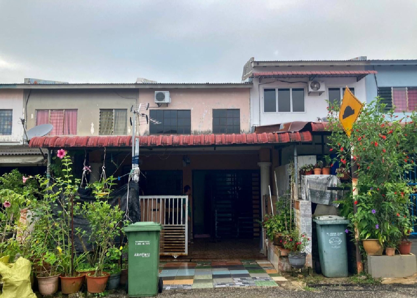 TERES 2 TINGKAT INDERA MAHKOTA 2 KUANTAN 