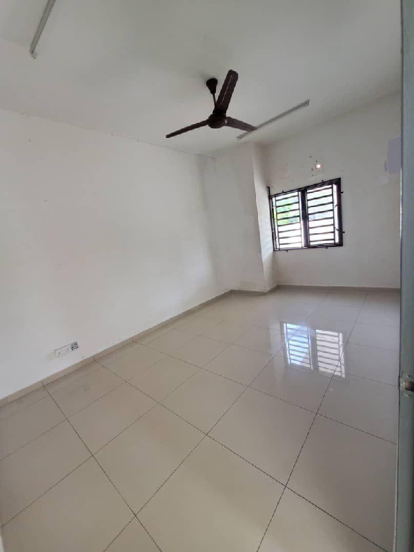 CORNER LOT KEMPADANG SEJAHTERA ASPEN TAMAN KUANTAN JAYA  - photo 4