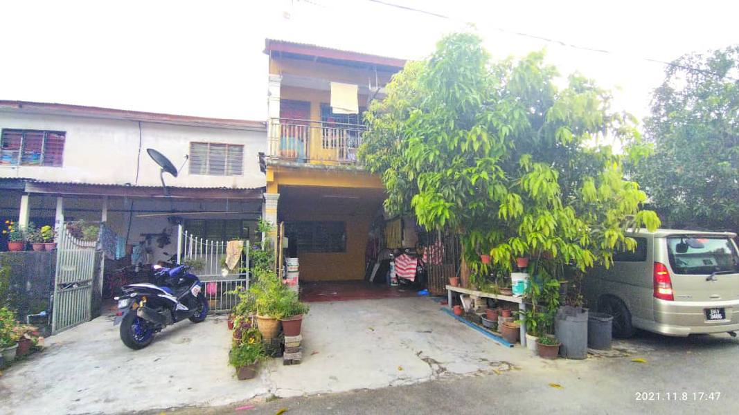 TAMAN ANGGERIK - photo 1