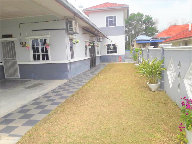 TAMAN TUANKU JAAFAR, SENAWANG - photo 3
