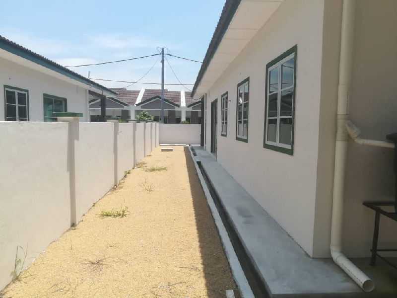 SINGLE STOREY SEMI D, TAMAN CANTIK 2, MAHJUNG - photo 4