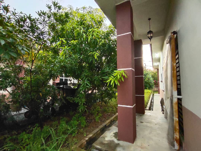 TAMAN MARIKH, BATU KIKIR - photo 4