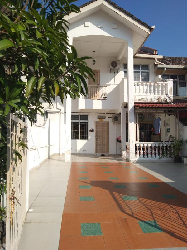 TAMAN DESA ANGGERIK - photo 2